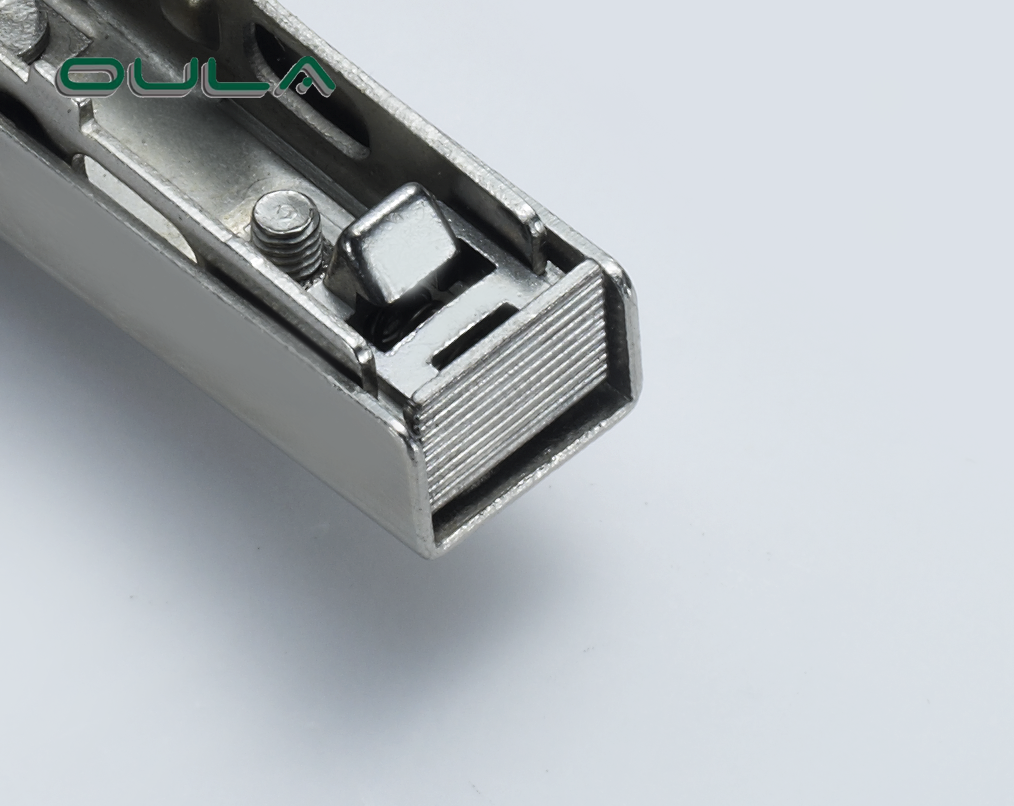 Bisagras de muebles de 90 grados Corner Soft Close Iron Clip en bisagra hidráulica especial para gabinete