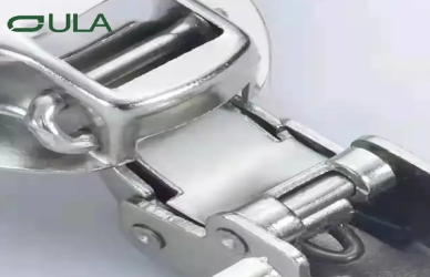 Bisagra para muebles de acero laminado en fr&iacute;o 